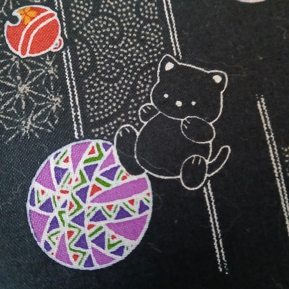 6.25 Yards Japanese Cotton Fabric Lucky Cats Seigaiha Waves And Tamari Balls - Picture 4 of 5